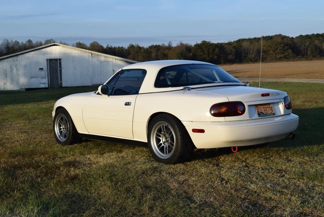 1994 Mazda NA MX-5 Miata - Image 19 of 31
