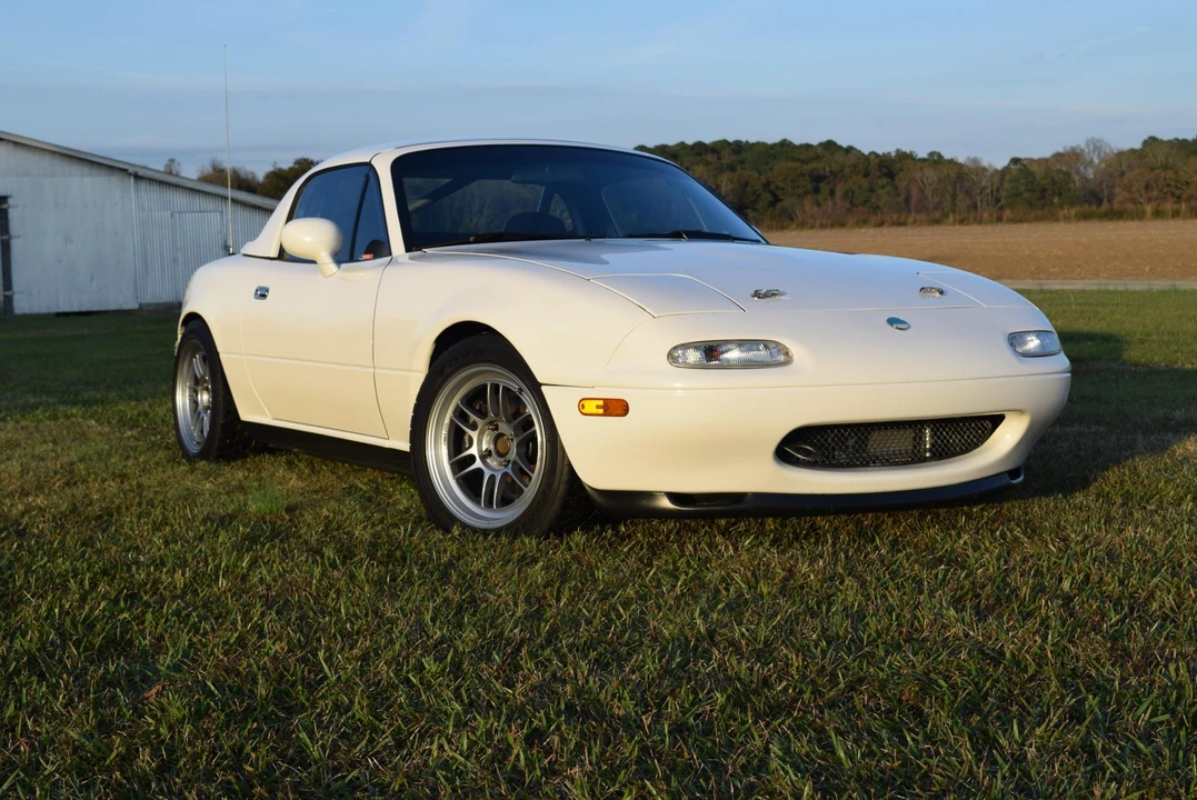 1994 Mazda NA MX-5 Miata - Image 6 of 31