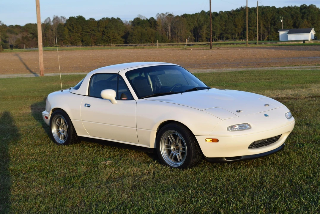 1994 Mazda NA MX-5 Miata - Image 3 of 31
