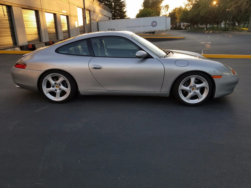 1999 Porsche 996 Carrera - Image 9 of 27