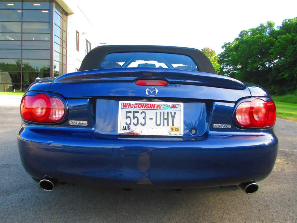 2001 Mazda NB MX-5 Miata - Image 23 of 31