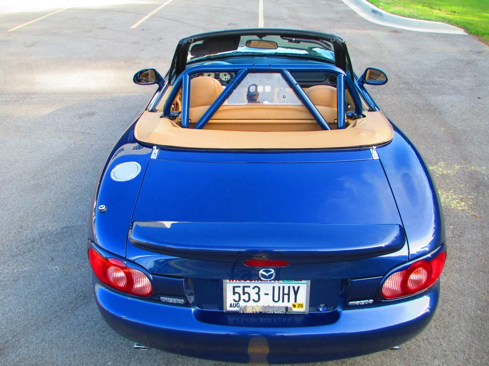 2001 Mazda NB MX-5 Miata - Image 8 of 31