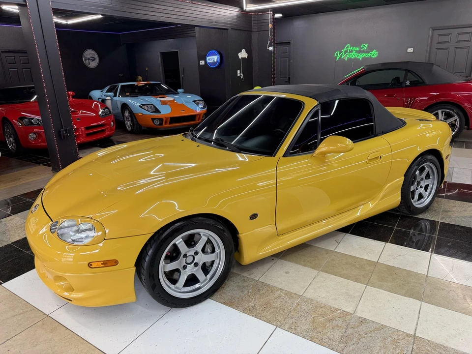 2002 Mazda NB MX-5 Miata - Image 4 of 31