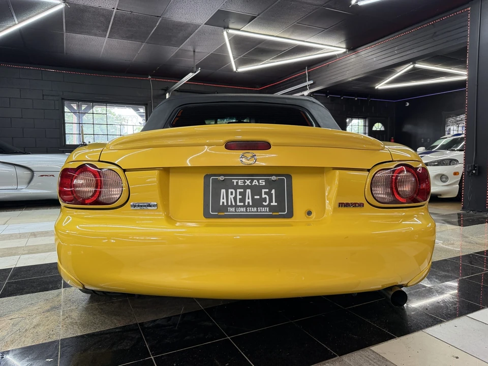 2002 Mazda NB MX-5 Miata - Image 12 of 31