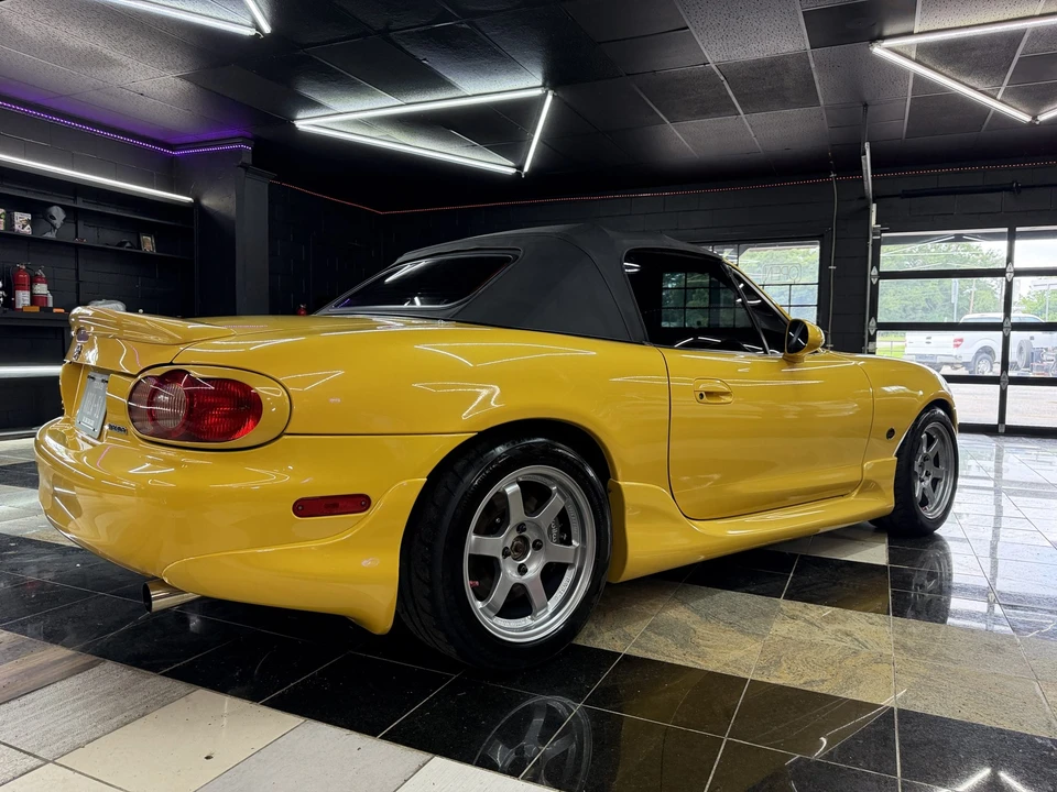 2002 Mazda NB MX-5 Miata - Image 22 of 31