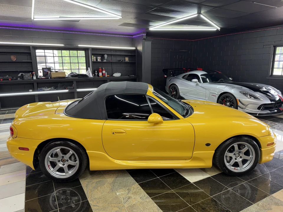 2002 Mazda NB MX-5 Miata - Image 24 of 31