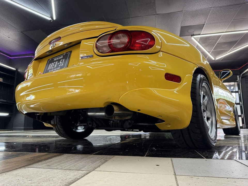 2002 Mazda NB MX-5 Miata - Image 16 of 31