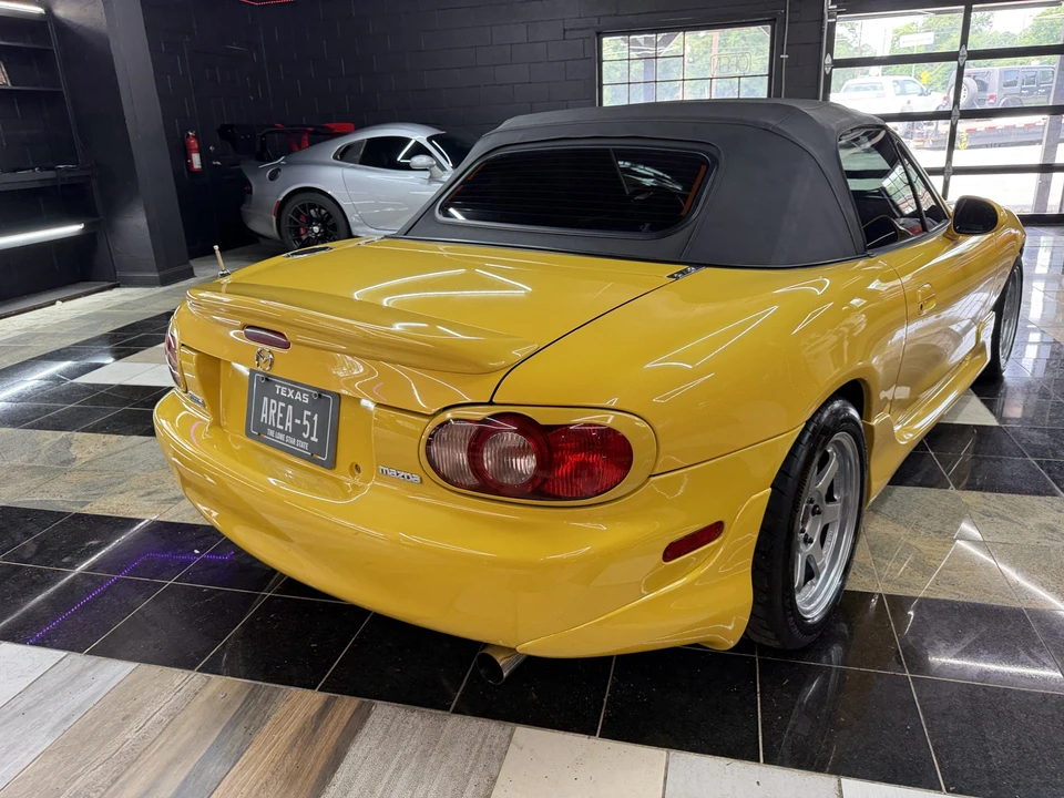 2002 Mazda NB MX-5 Miata - Image 20 of 31