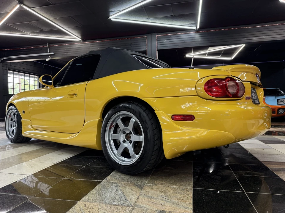 2002 Mazda NB MX-5 Miata - Image 11 of 31