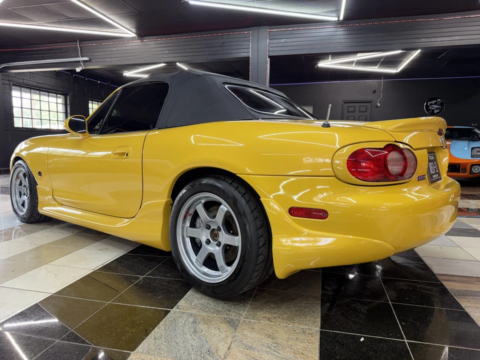 2002 Mazda NB MX-5 Miata - Image 7 of 31