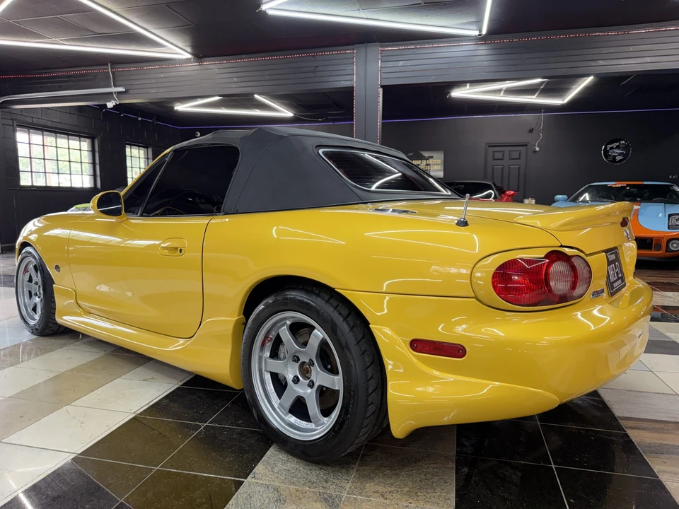 2002 Mazda NB MX-5 Miata - Image 8 of 31