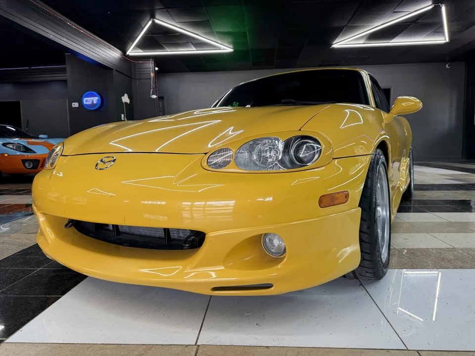 2002 Mazda NB MX-5 Miata - Image 2 of 31