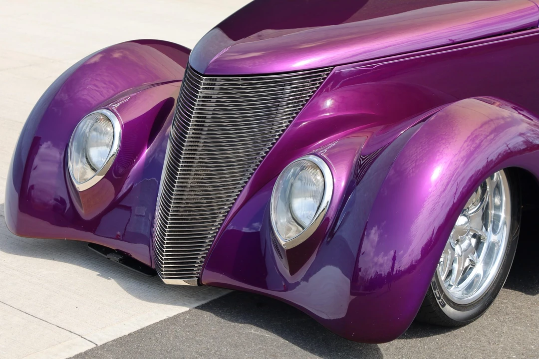 Ford Hot Rod - Image 27 of 31