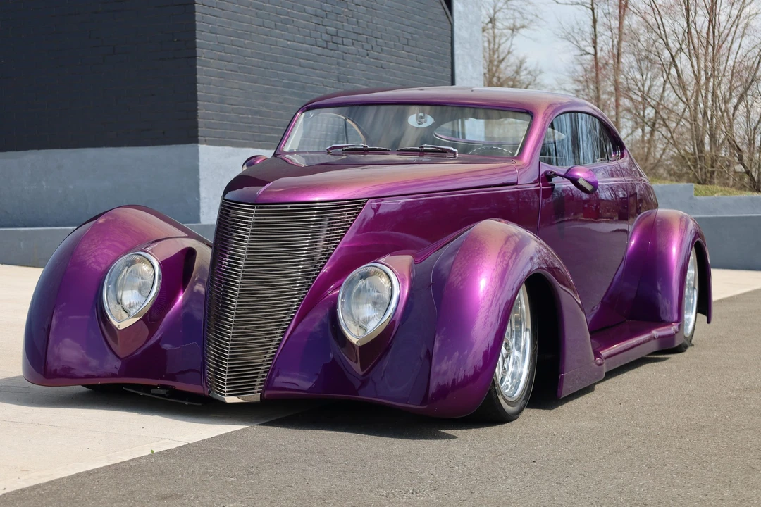 Ford Hot Rod - Image 5 of 31