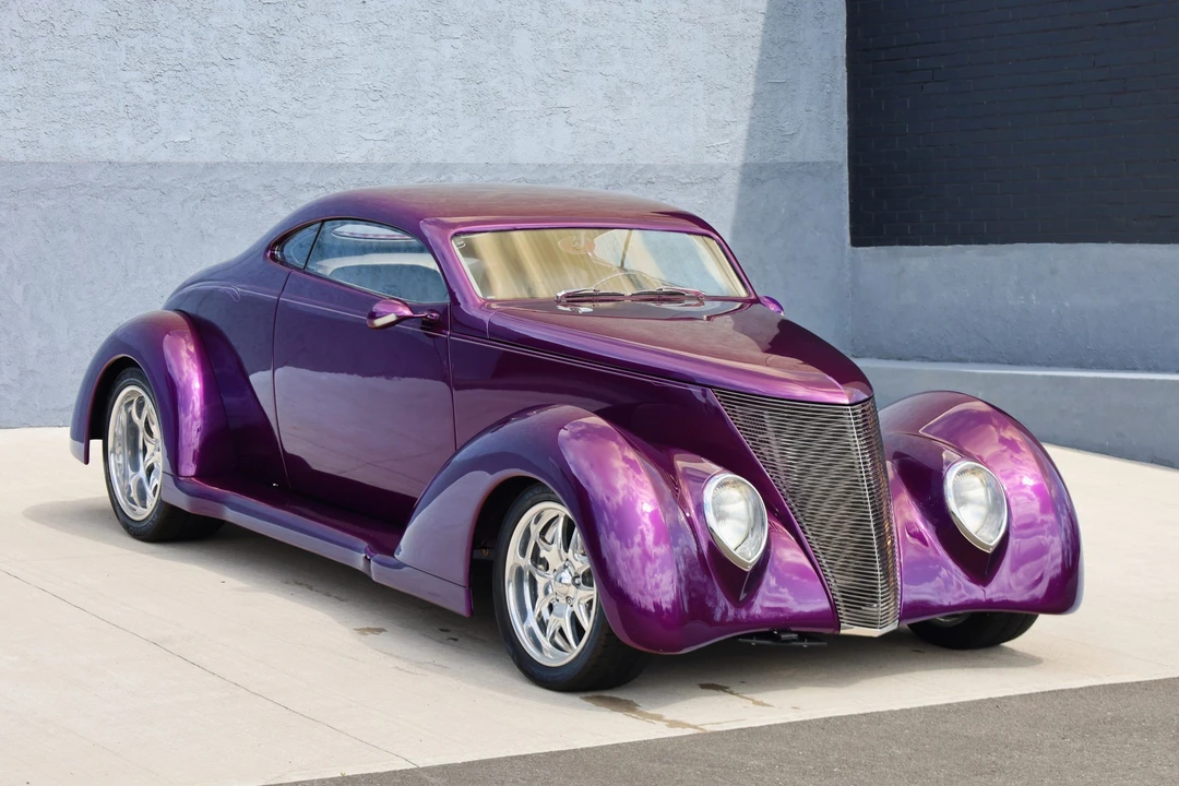 Ford Hot Rod - Image 9 of 31