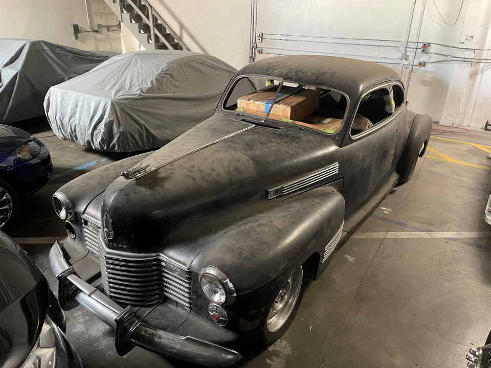 1941 Cadillac Series 61 - Image 2 of 31