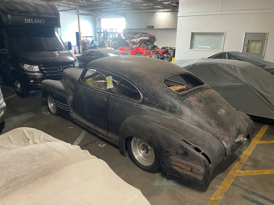 1941 Cadillac Series 61 - Image 15 of 31