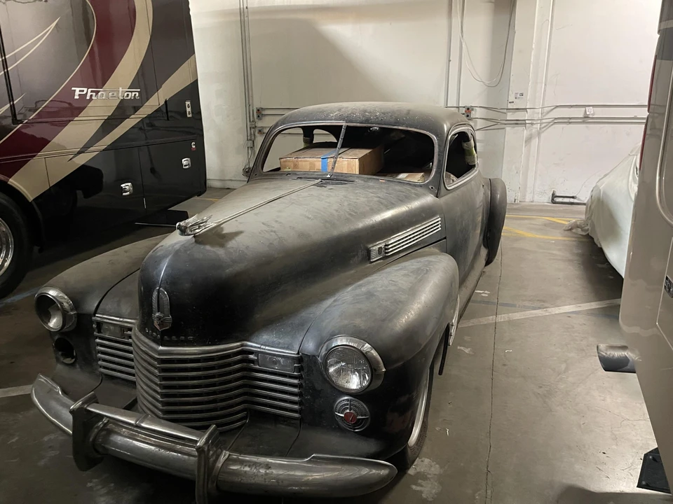 1941 Cadillac Series 61 - Image 4 of 31