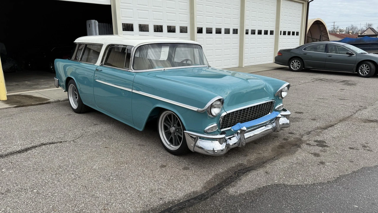 1955 Chevrolet Nomad - Image 3 of 31