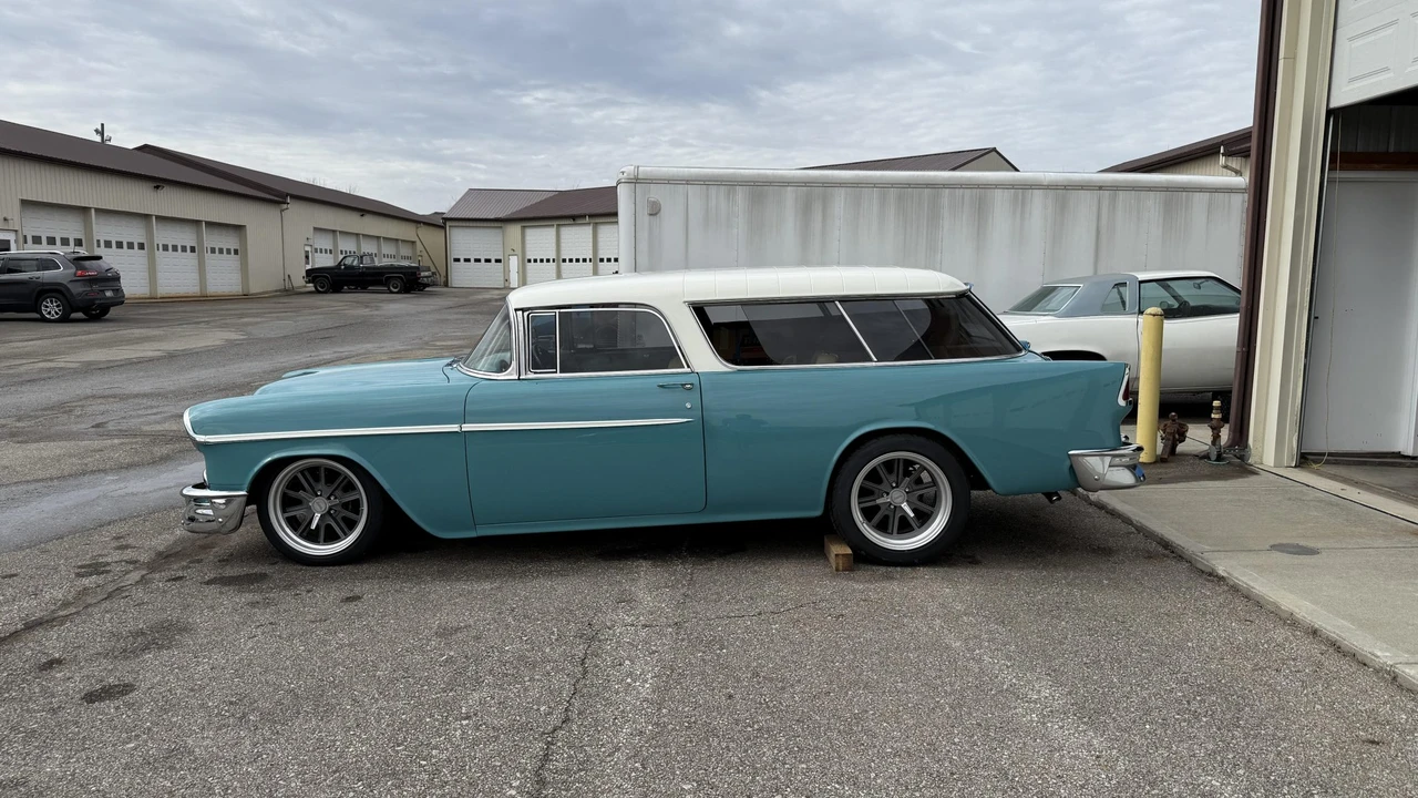 1955 Chevrolet Nomad - Image 9 of 31