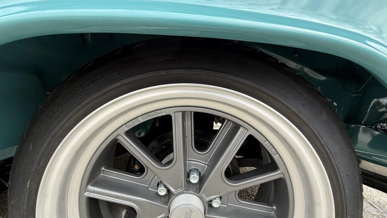 1955 Chevrolet Nomad - Image 29 of 31
