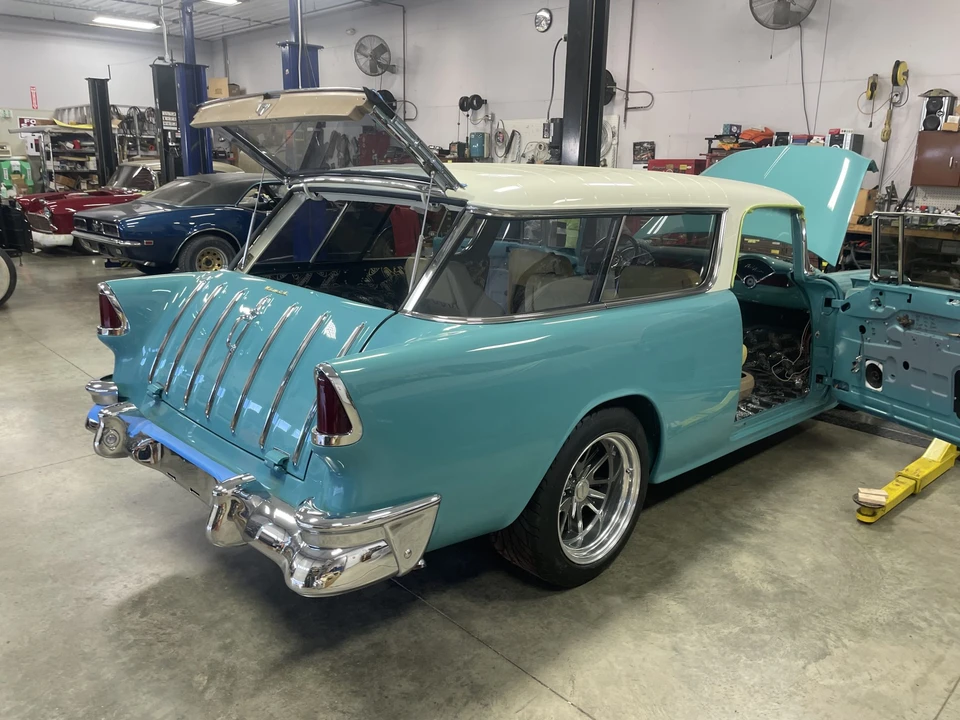 1955 Chevrolet Nomad - Image 17 of 31