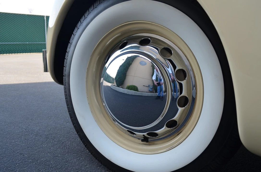1936 Cord 810 & 812 - Image 27 of 31