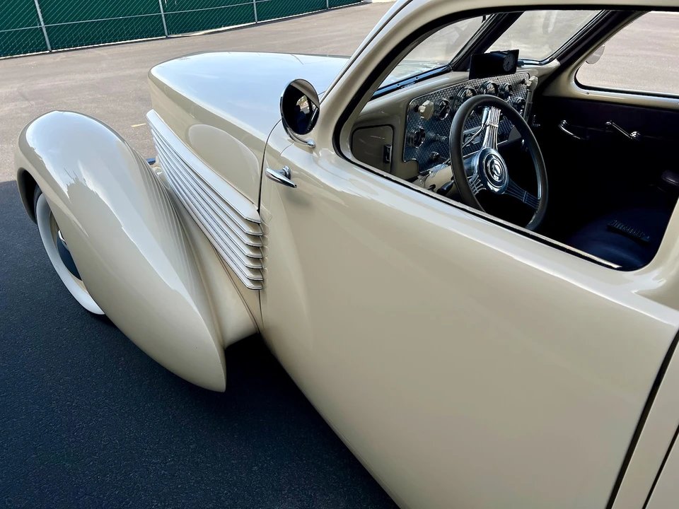 1936 Cord 810 & 812 - Image 19 of 31