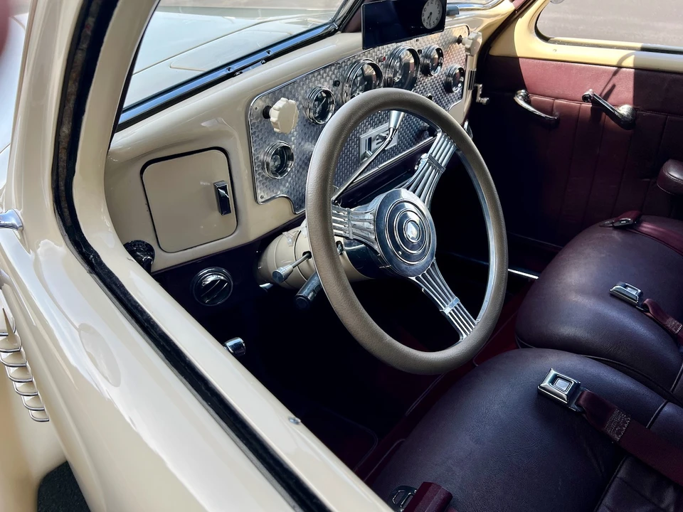 1936 Cord 810 & 812 - Image 31 of 31