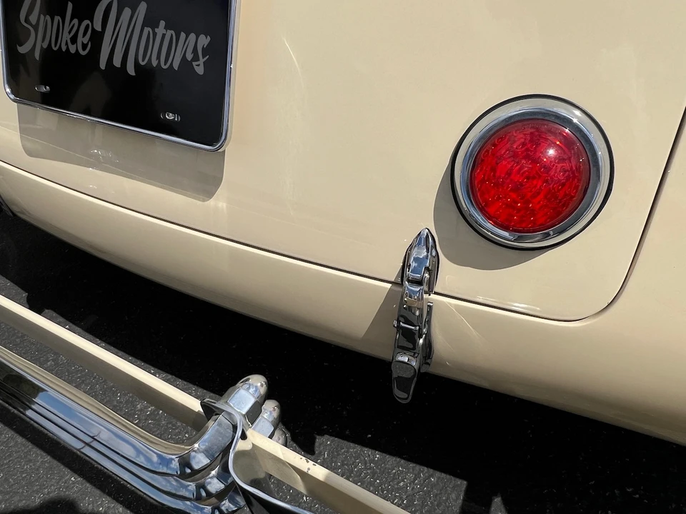 1936 Cord 810 & 812 - Image 23 of 31