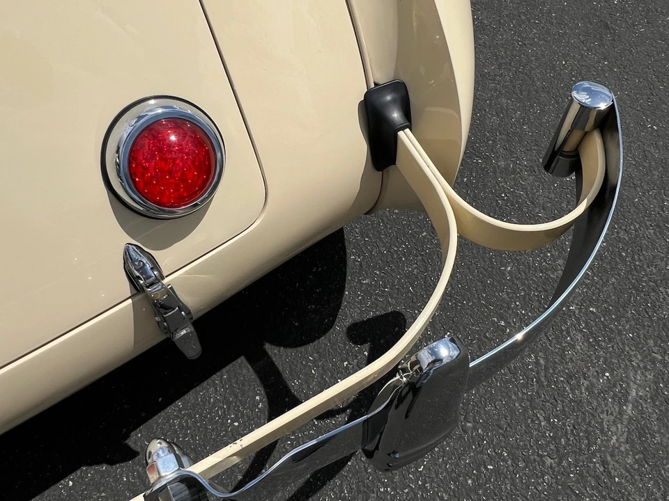 1936 Cord 810 & 812 - Image 24 of 31