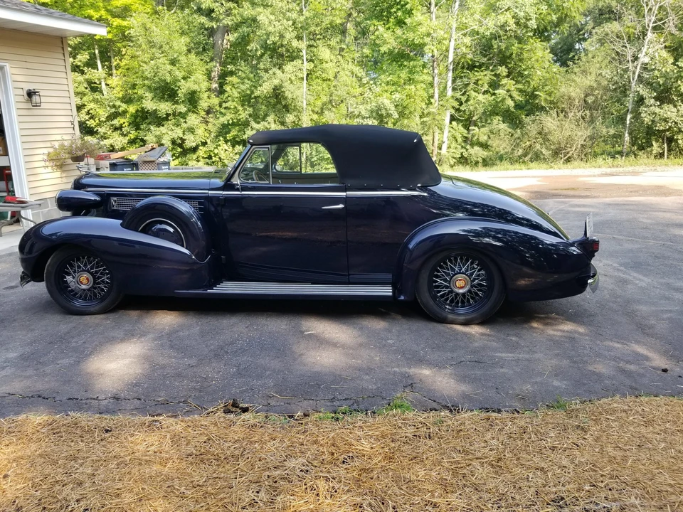 1937 Cadillac Series 60 - Image 4 of 31