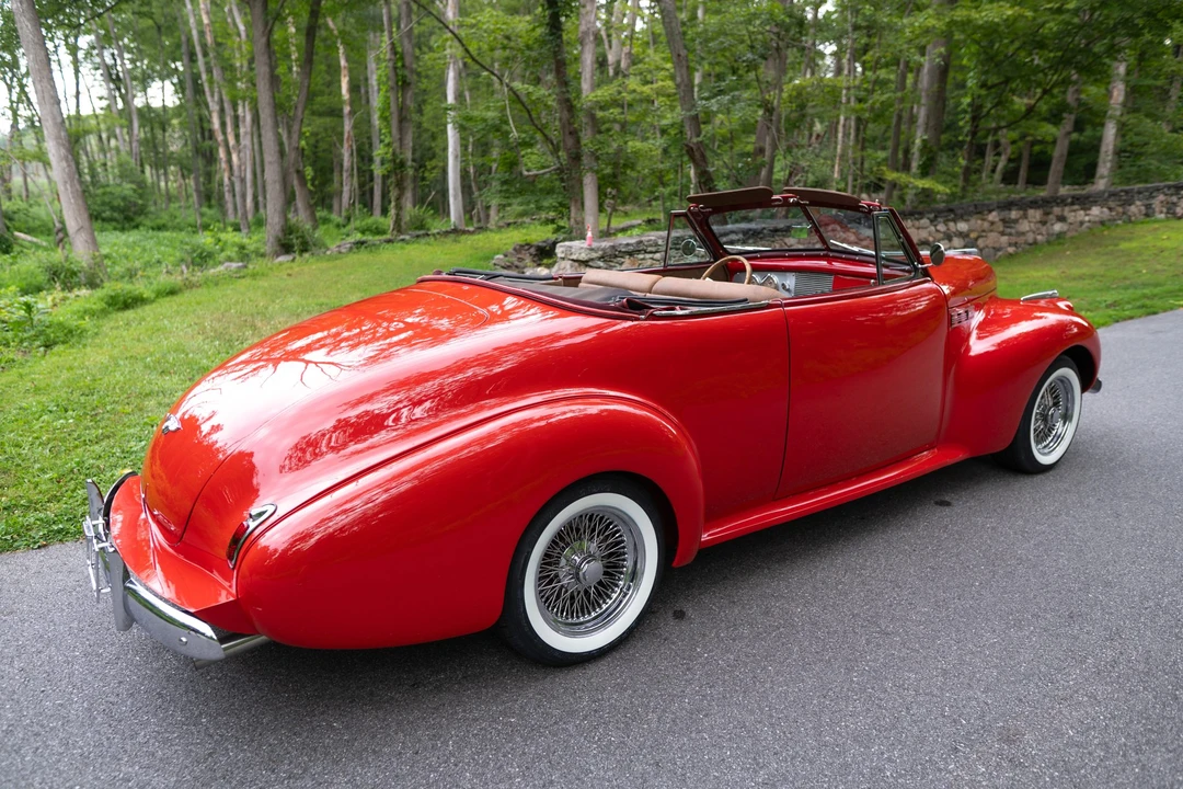 1940 Buick Super - Image 12 of 31