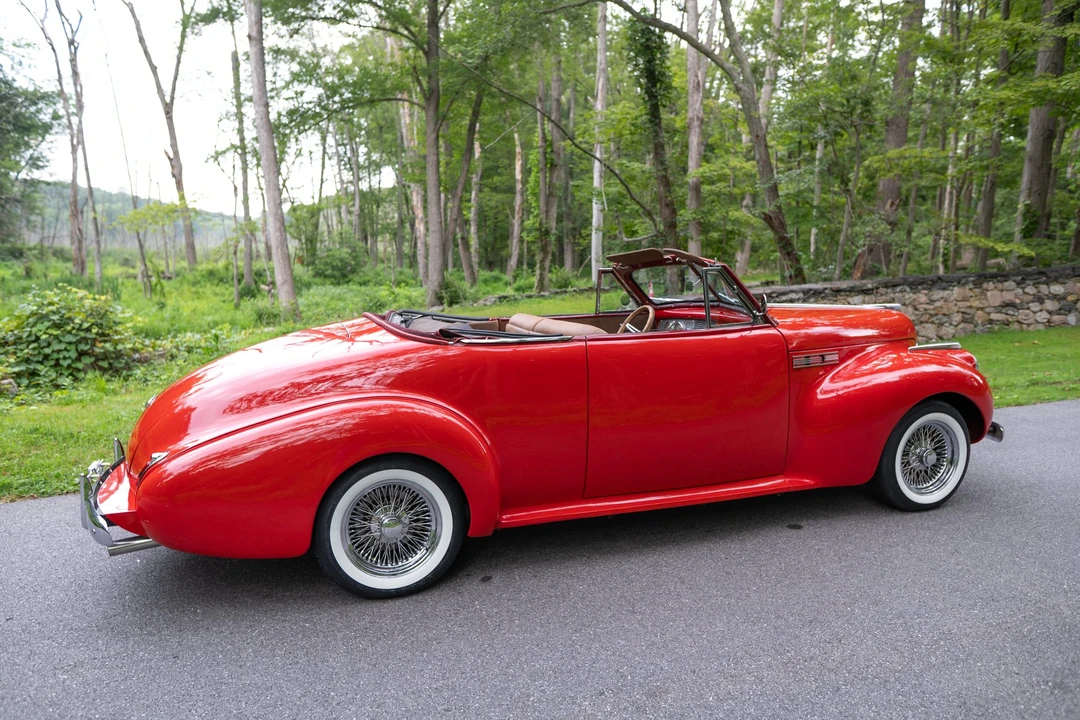 1940 Buick Super - Image 13 of 31
