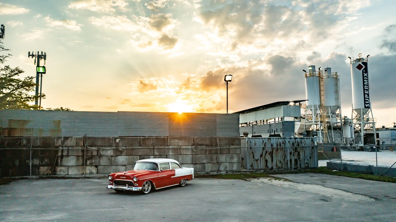 1955 Chevrolet Tri-Five Bel Air 2-Door Hardtop & Coupe - Image 9 of 31
