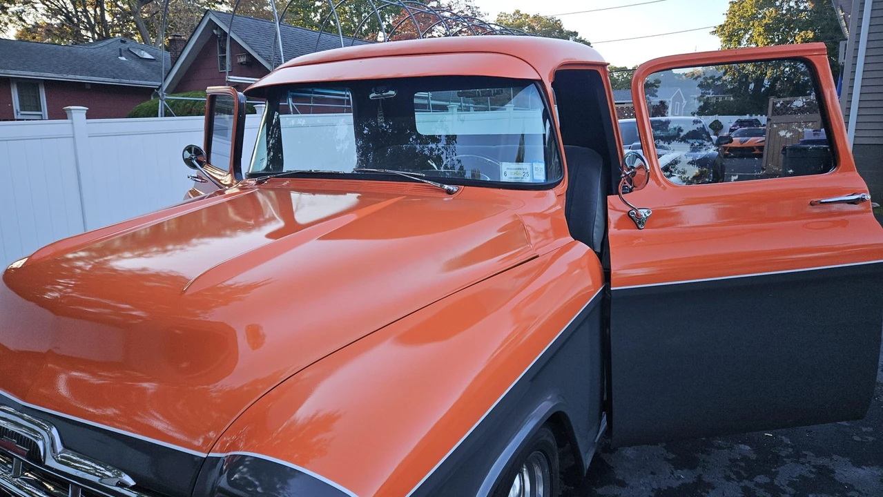 1957 Chevrolet Task Force - Image 27 of 31