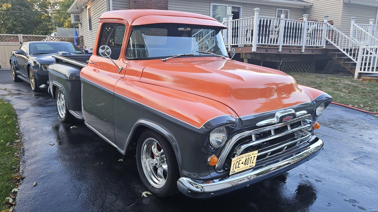 1957 Chevrolet Task Force - Image 6 of 31