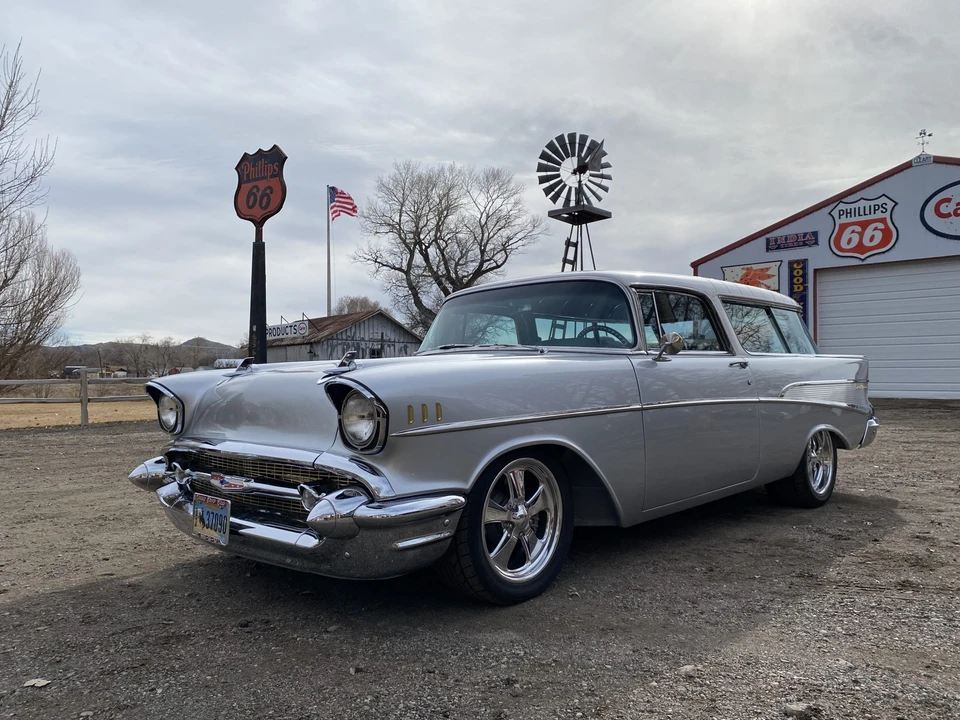 1957 Chevrolet Nomad - Image 2 of 31