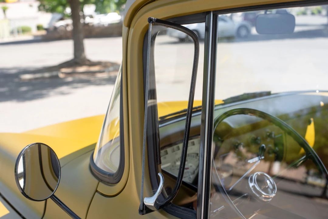 1958 Chevrolet Task Force - Image 30 of 31