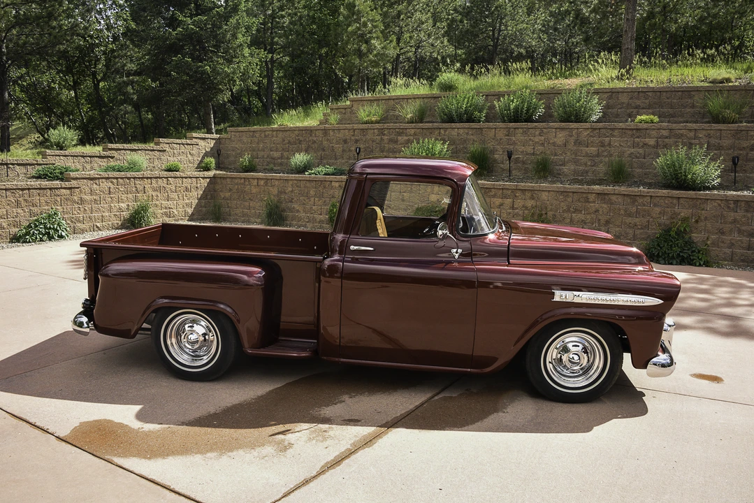 1959 Chevrolet Task Force - Image 12 of 31