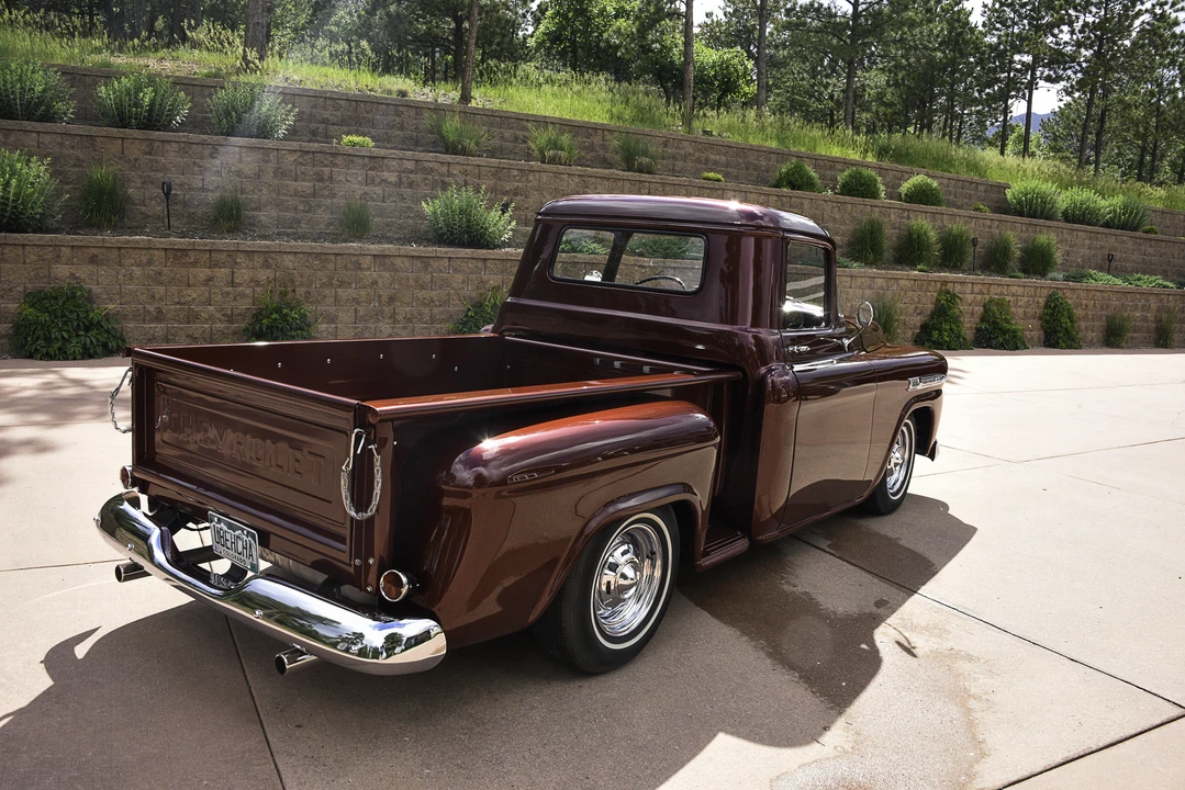 1959 Chevrolet Task Force - Image 11 of 31