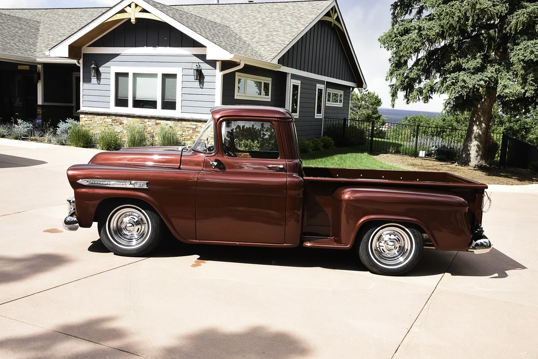 1959 Chevrolet Task Force - Image 7 of 31