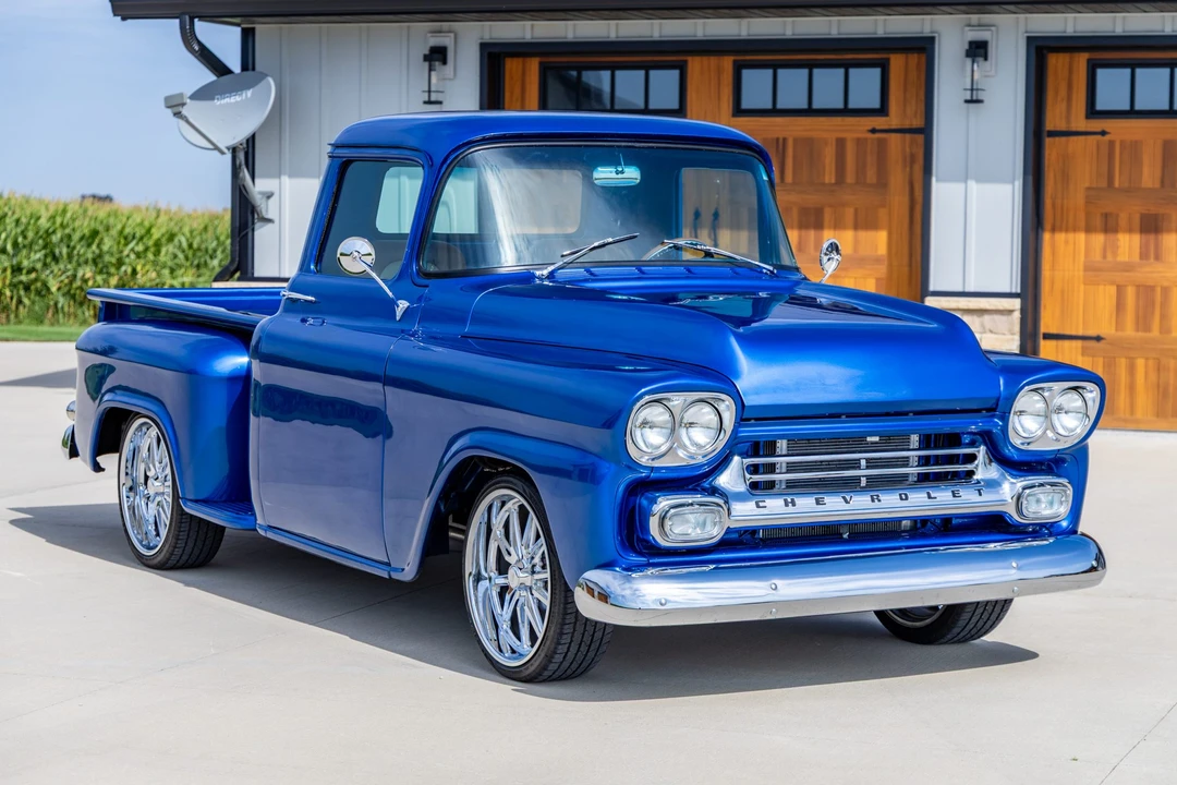1959 Chevrolet Task Force - Image 8 of 31