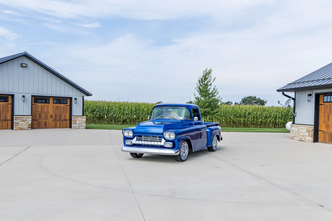 1959 Chevrolet Task Force - Image 9 of 31