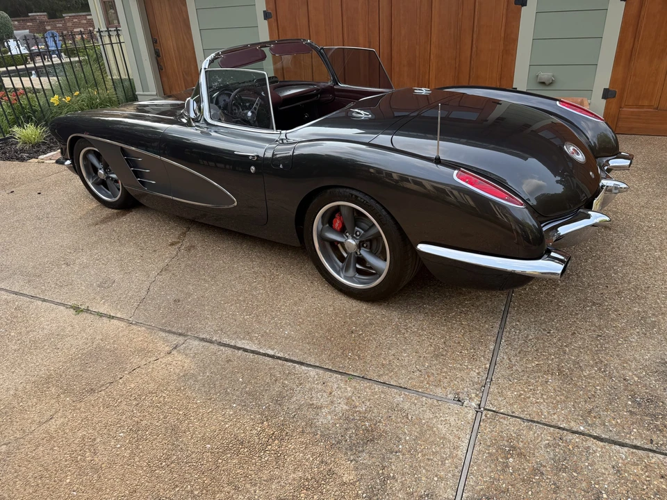 1960 Chevrolet Corvette C1 - Image 6 of 27