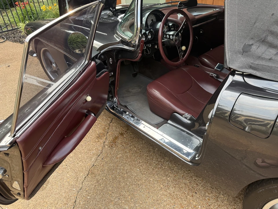 1960 Chevrolet Corvette C1 - Image 10 of 27
