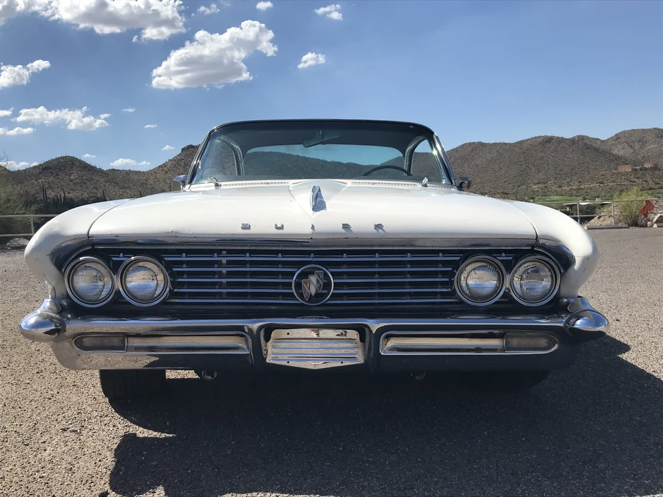 1961 Buick LeSabre - Image 18 of 31