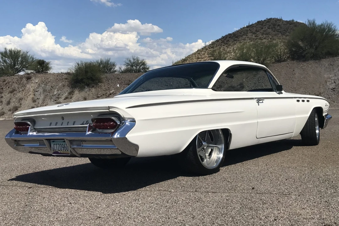 1961 Buick LeSabre - Image 21 of 31