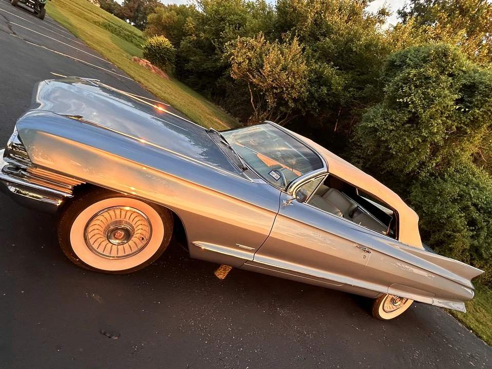 1961 Cadillac Series 62 6th Gen - Image 30 of 31