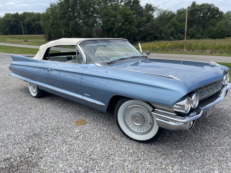 1961 Cadillac Series 62 6th Gen - Image 21 of 31